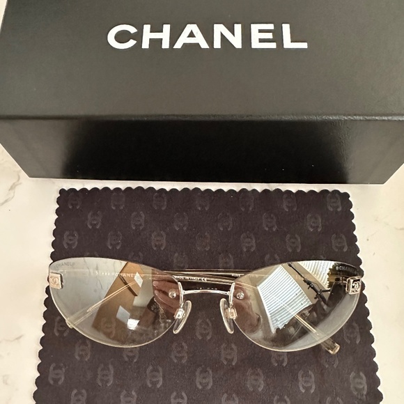 CHANEL Chic Gradient Sunglasses 4069 Vintage - Picture 1 of 16